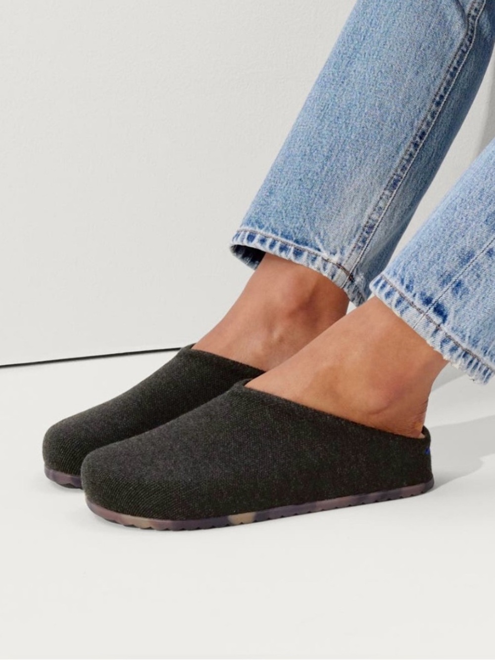Rothy’s Casual Clog Merino Wool Soft Black Slip on Mules Moccasins Size 9